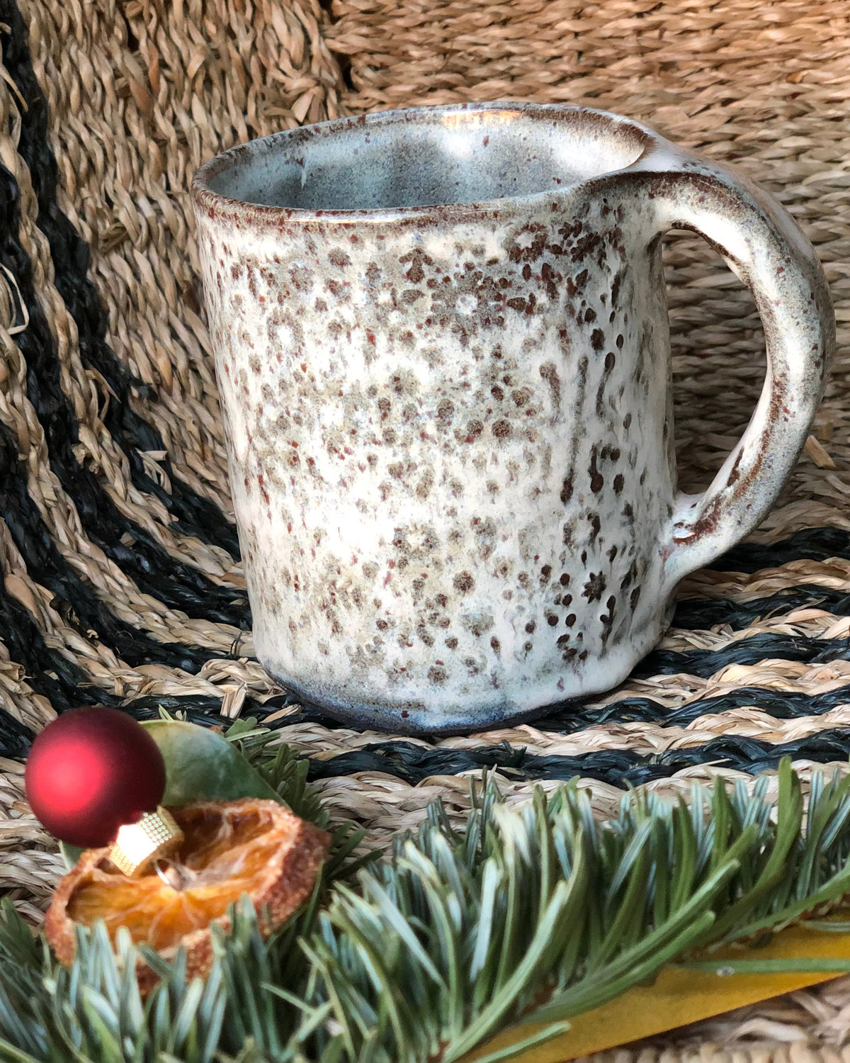 Corso di ceramica - Workshop tazza natalizia - 19.11 18:00 o 6.12 17:00