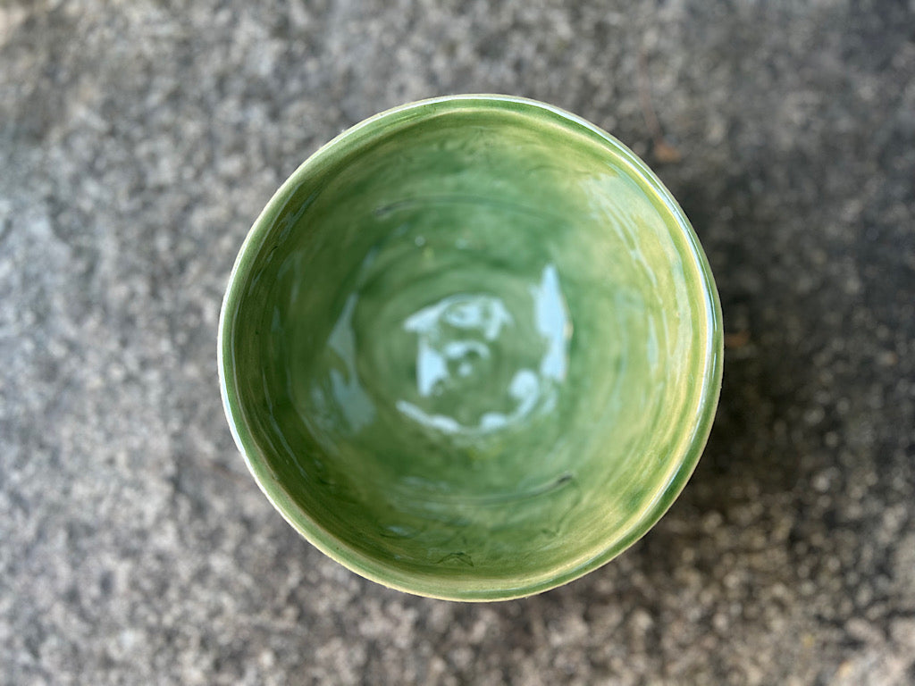 Handgemachte Müslischale aus Keramik mit Monstera – Grünes Steinzeug, 250 ml – Botanisch