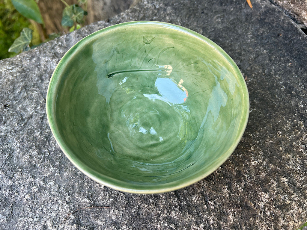 Handgemachte Müslischale aus Keramik mit Monstera – Grünes Steinzeug, 250 ml – Botanisch