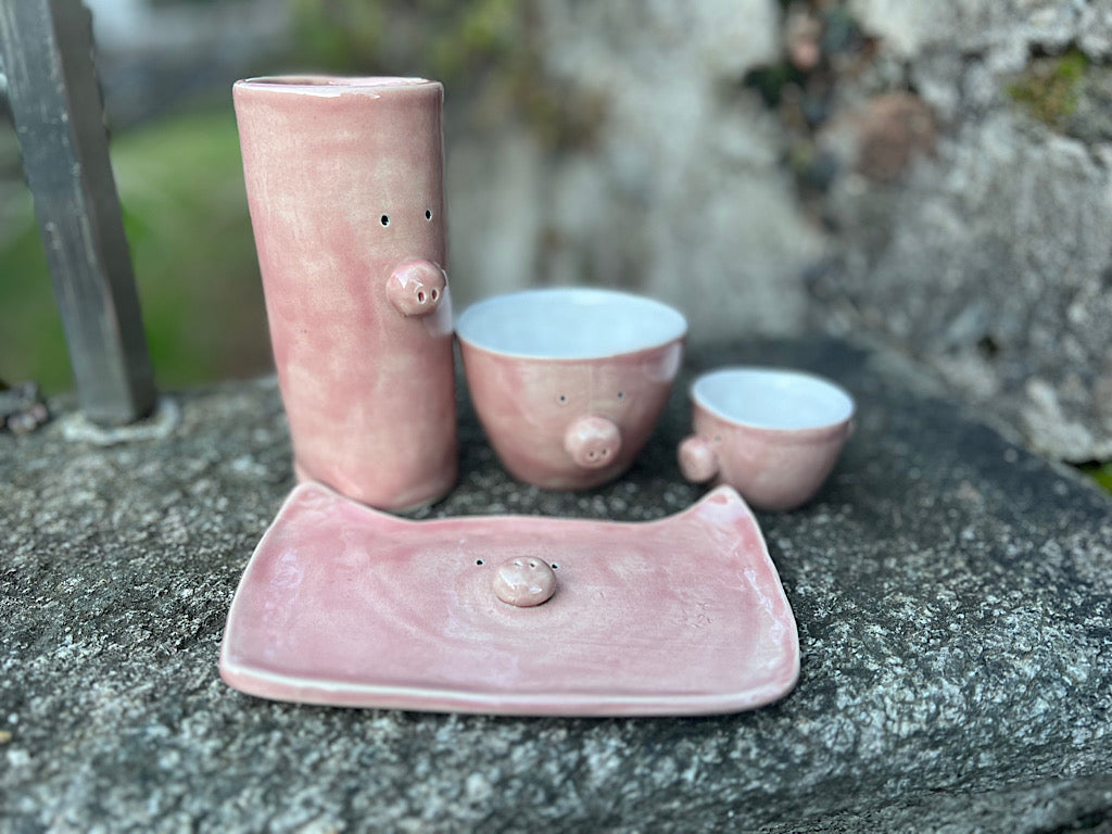 Piglet vase
