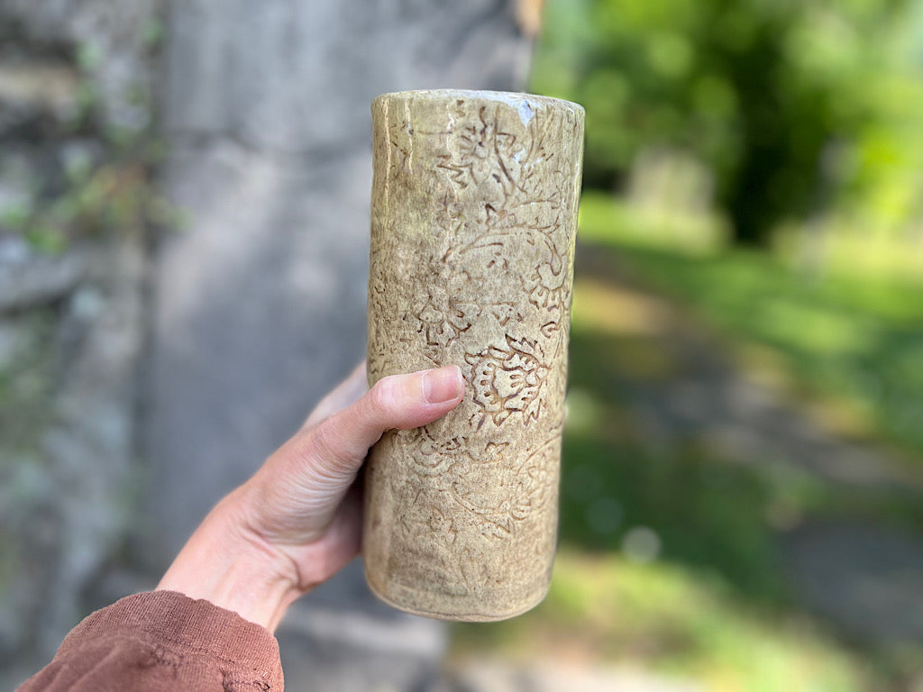 Retro tube vase, cream