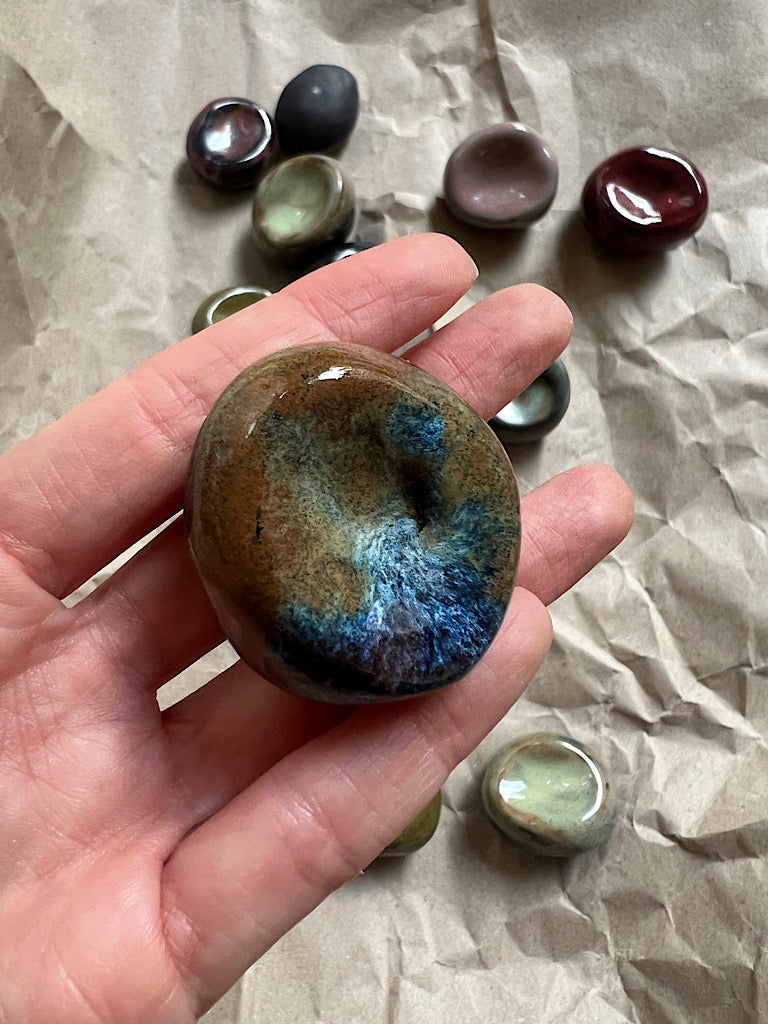 Worry Stone Black Clay