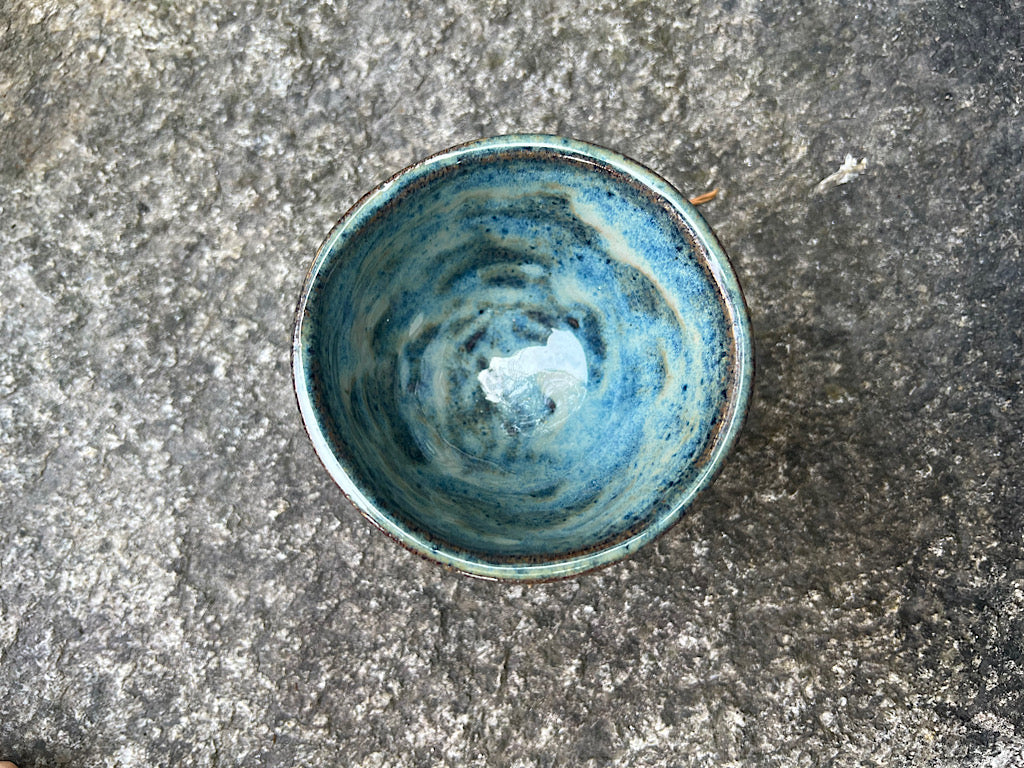 Handmade Ceramic Matcha Bowl - Black Stoneware 200 ml - Lakeshore